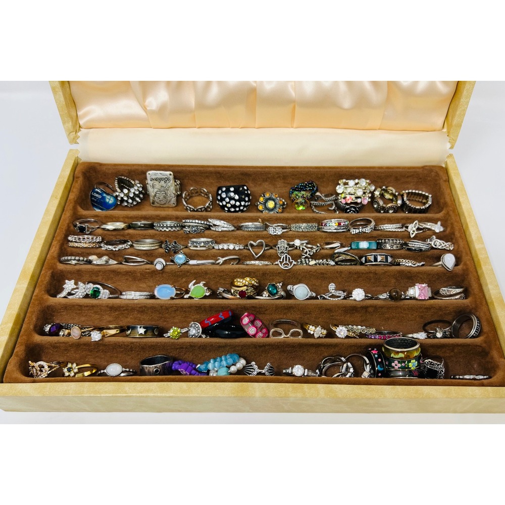 Vintage & Modern Gold & Silver Tone Assortment Fashion Statement Rings Lot 80+